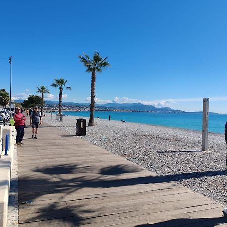 Riviera Sun Standing Studio Villeneuve-Loubet Exterior foto